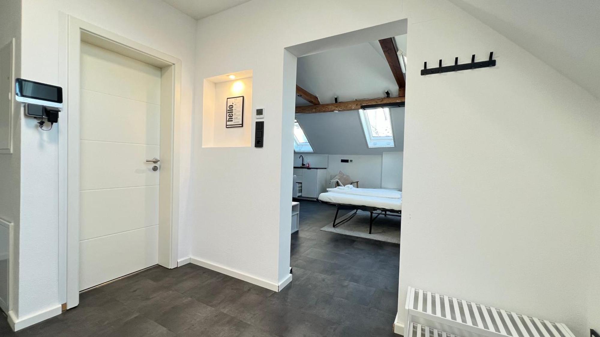 Ludwigshome - Zentrale Lage, Luxusbad, Workspace, Klima Ludwigsburg Esterno foto